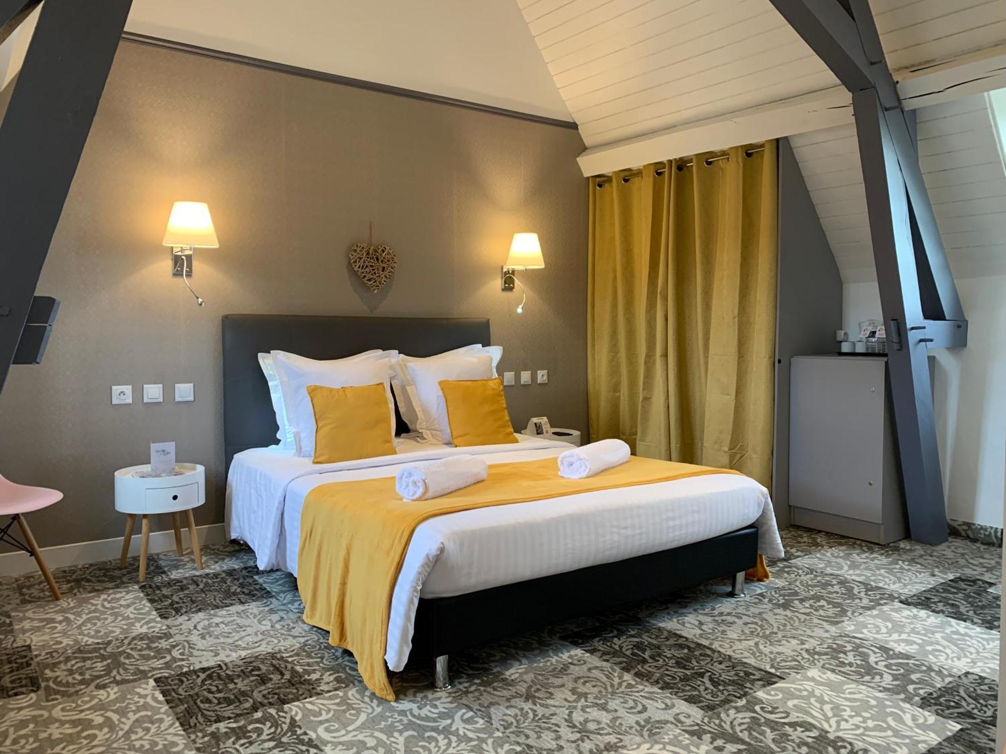 Отель Le Manoir De Pierre Levee, The Originals Collection Tournon-Saint-Martin Экстерьер фото